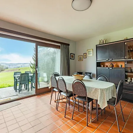 Les Hirondelle For 8 Persons 펜션 비에브르