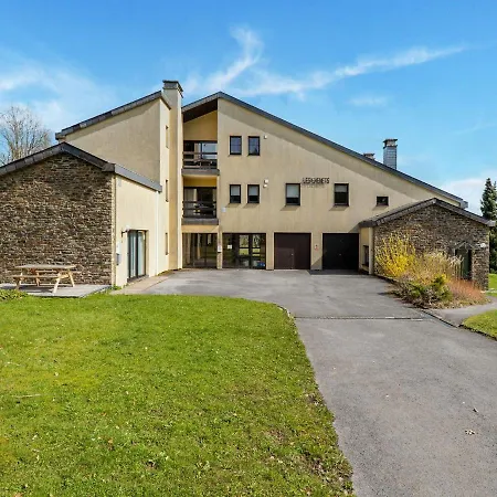 펜션 Les Hirondelle For 8 Persons