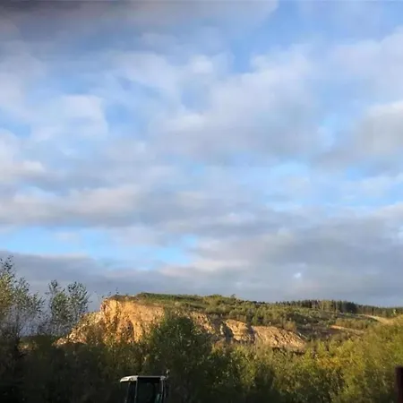 Les Hirondelle For 8 Persons 펜션